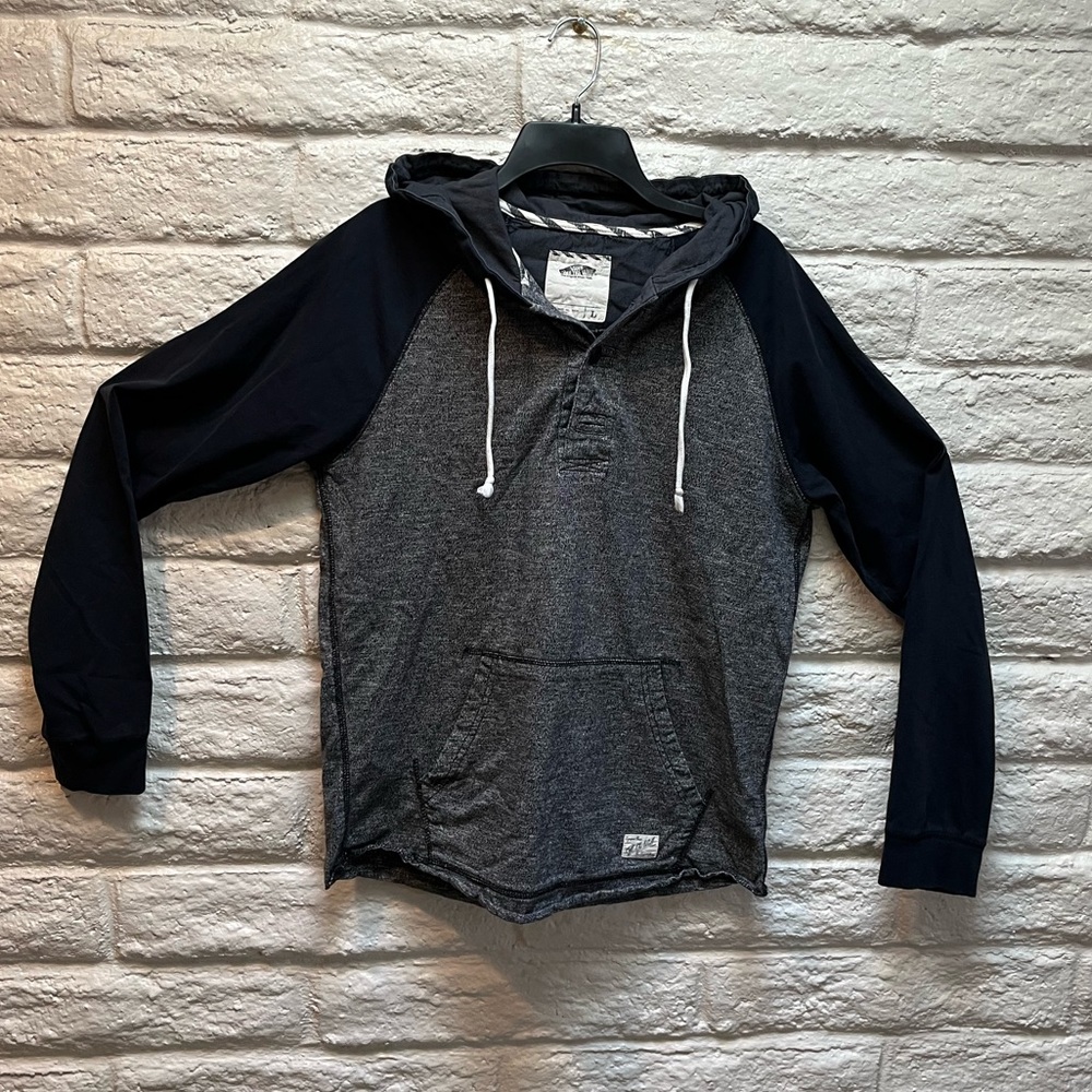 2 Tone (Blk&Gry) Vans pullover/henley style knit long sleeve shirt (M1)